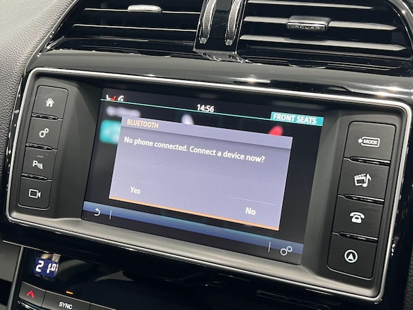 Used Jaguar XE 2016 for sale - 76200184: Photo 37
