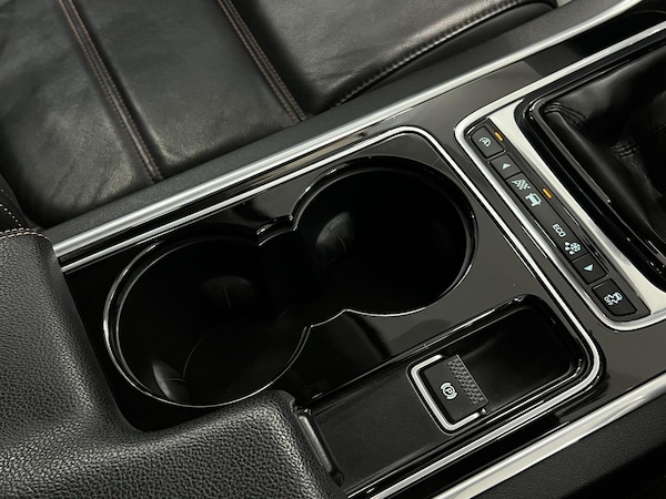 Used Jaguar XE 2016 for sale - 76200184: Photo 44