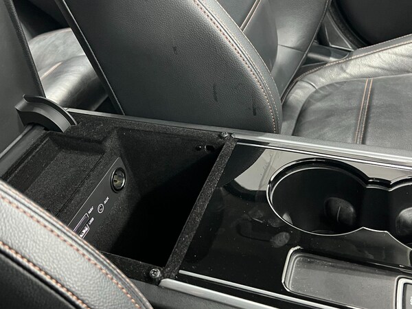 Used Jaguar XE 2016 for sale - 76200184: Photo 46