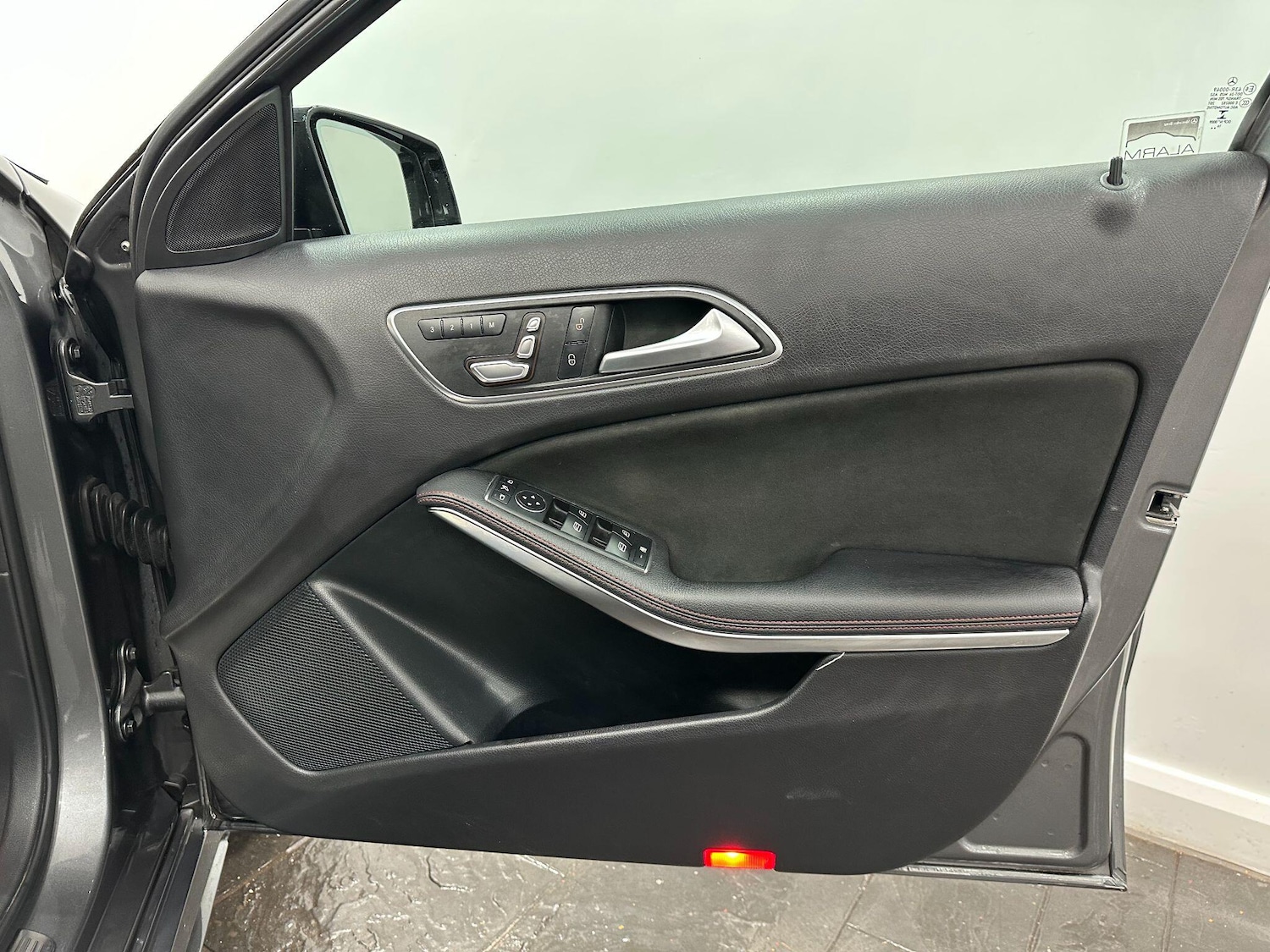 Used Mercedes-Benz A-Class 2017 for sale - 76832421: Photo 26