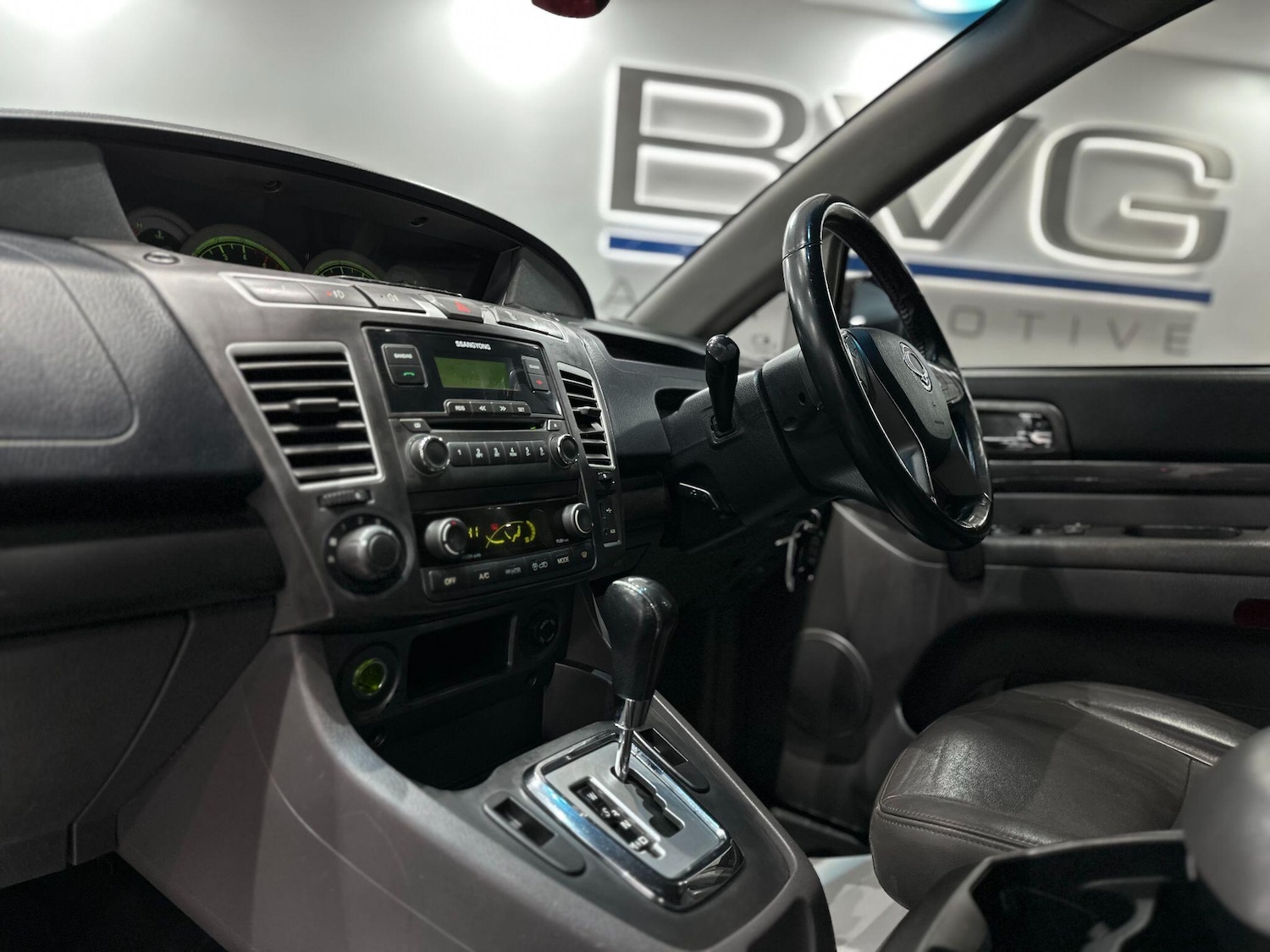 Used Ssangyong Turismo 2015 for sale - 76802122: Photo 21