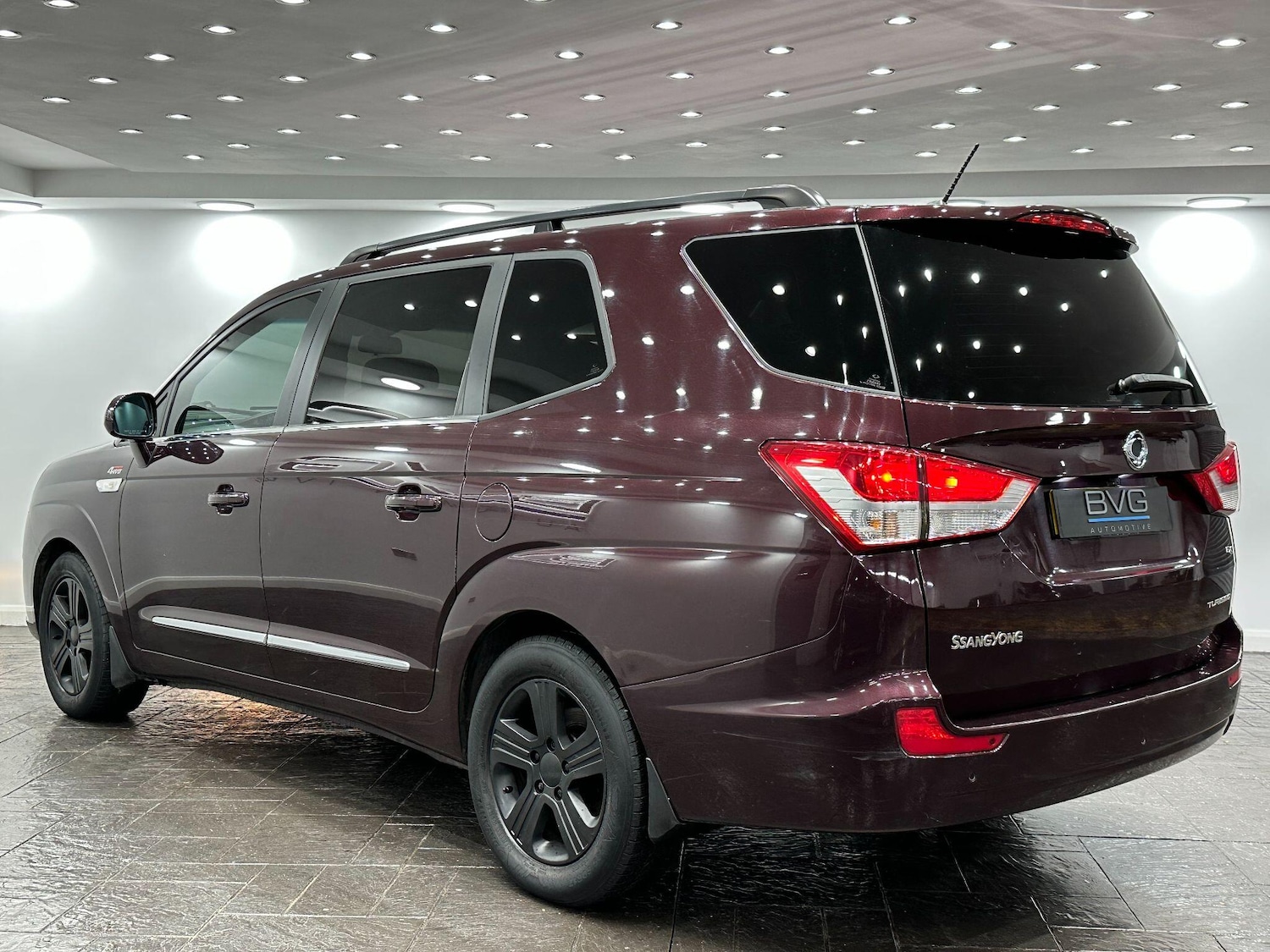 Used Ssangyong Turismo 2015 for sale - 76802122: Photo 8