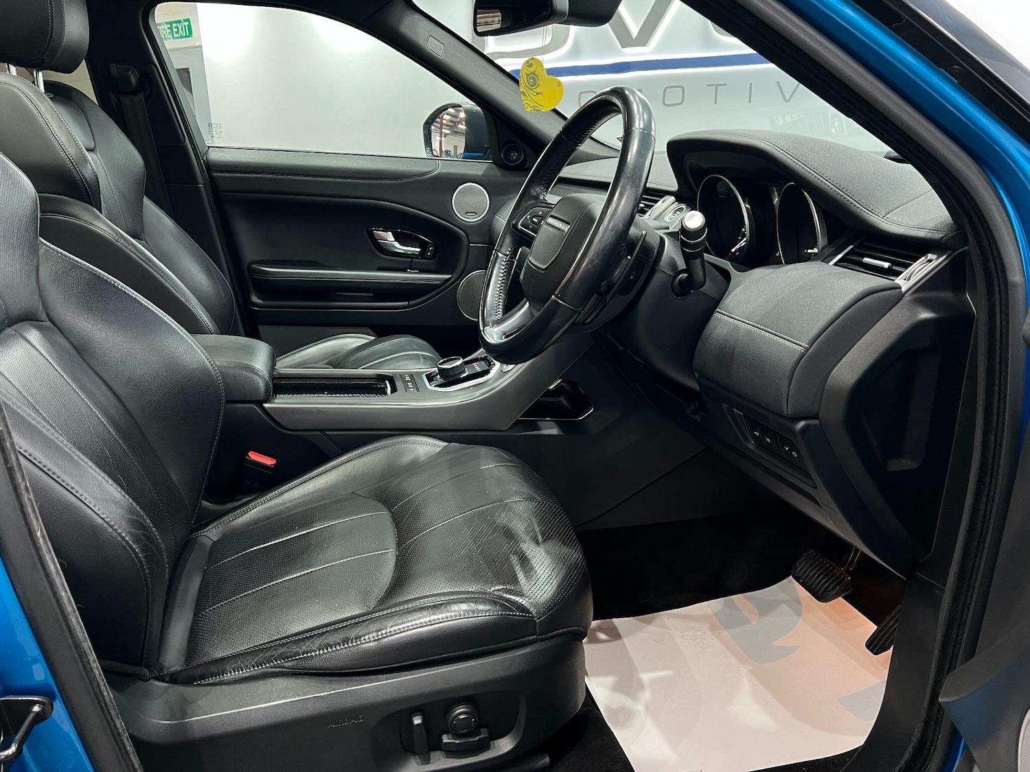 Used Land Rover Range Rover Evoque 2017 for sale - 76043296: Photo 24