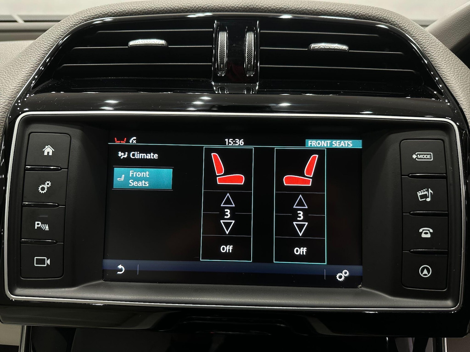 Used Jaguar XE 2015 for sale - 76499000: Photo 29