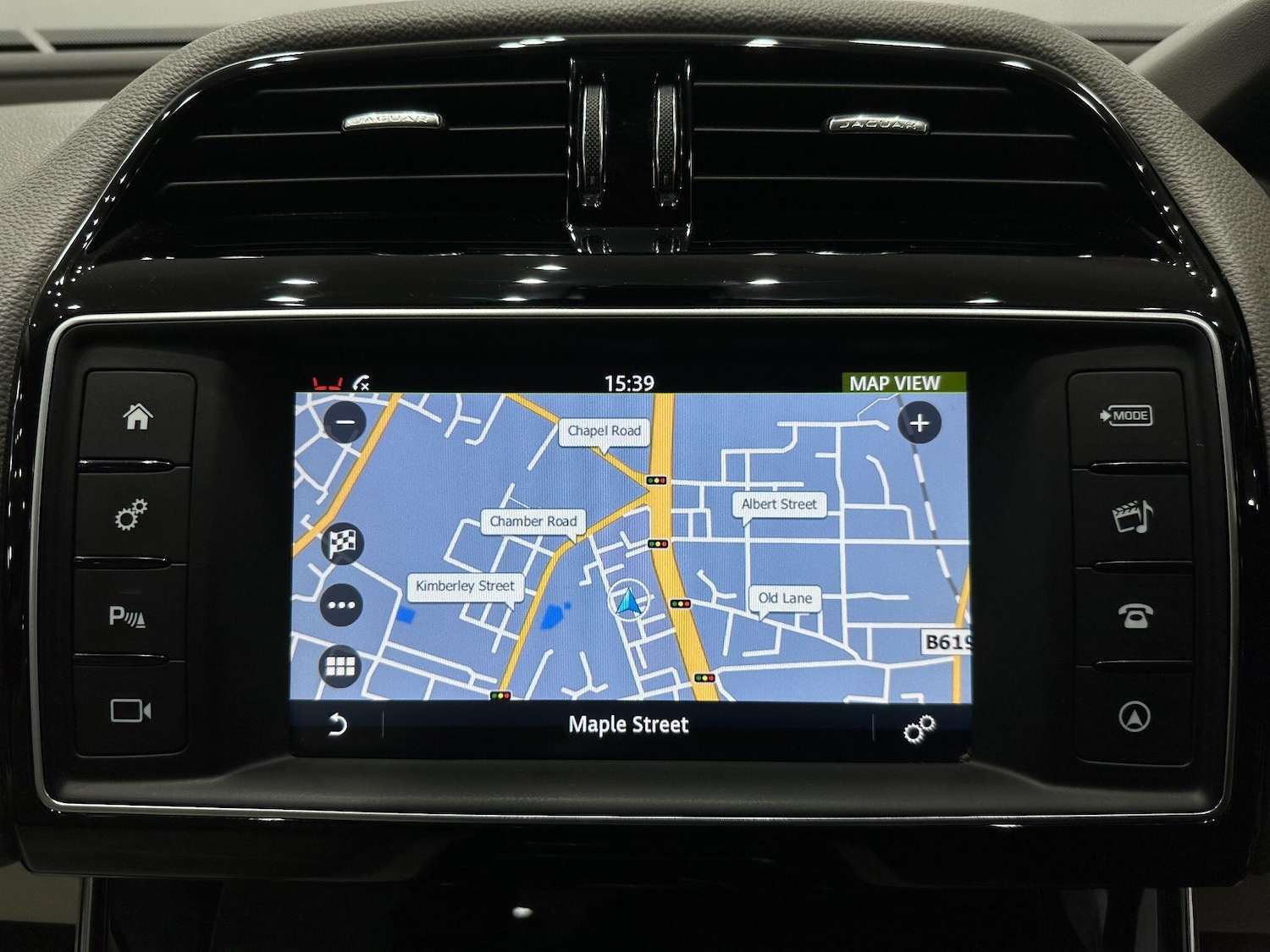 Used Jaguar XE 2015 for sale - 76499000: Photo 31