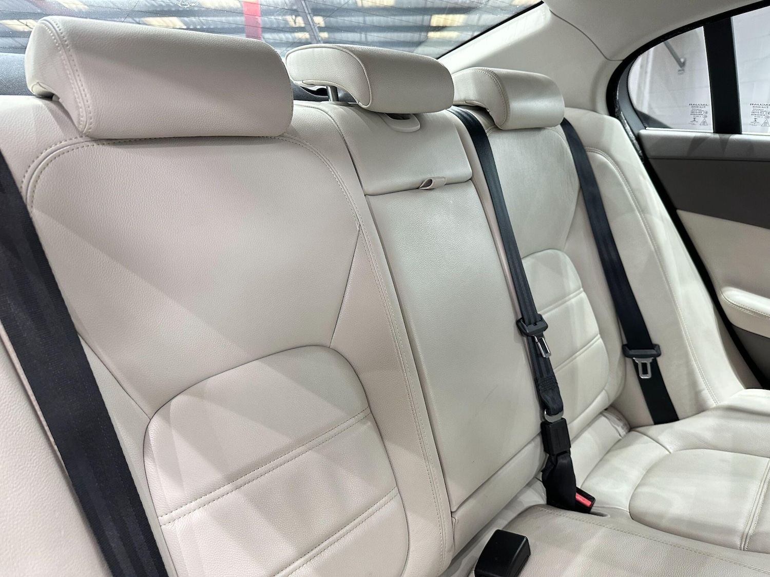 Used Jaguar XE 2015 for sale - 76499000: Photo 51