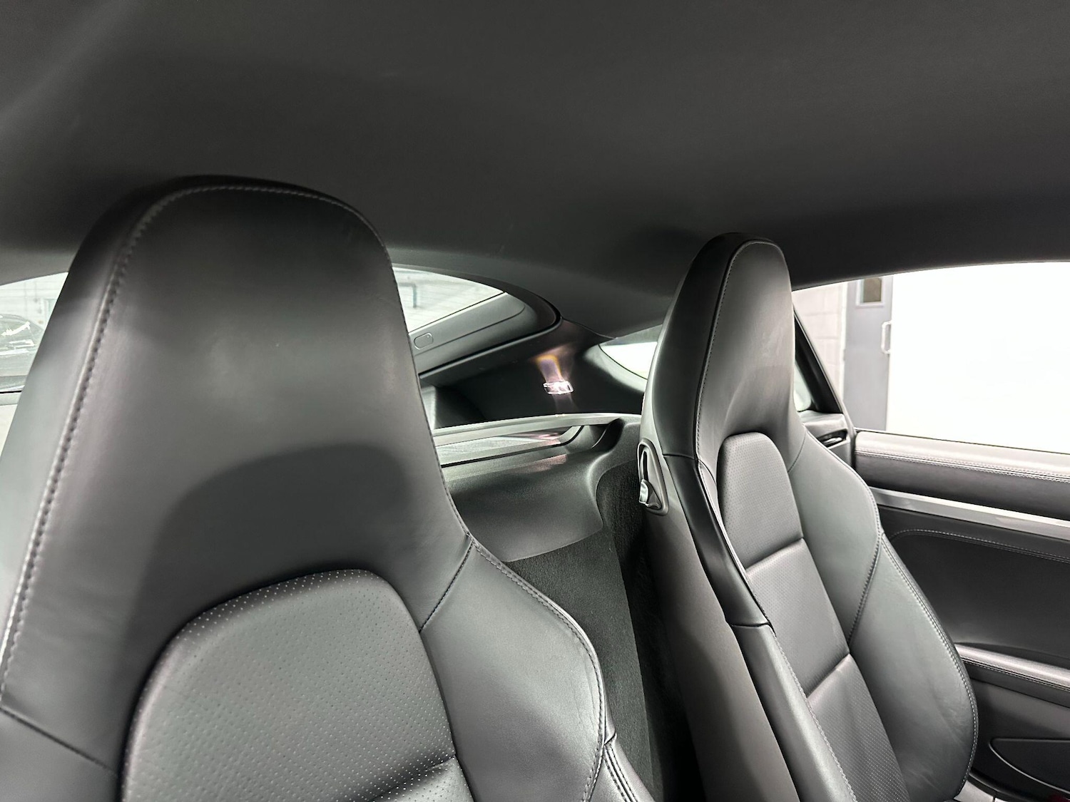 Used Porsche Cayman 2018 for sale - 77067267: Photo 34