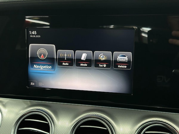Used Mercedes-Benz E-Class 2017 for sale - 76246812: Photo 37