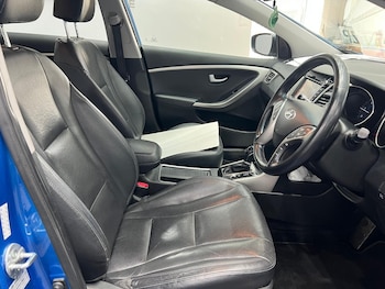 Used Hyundai i30 2015 for sale - 75838595: Photo