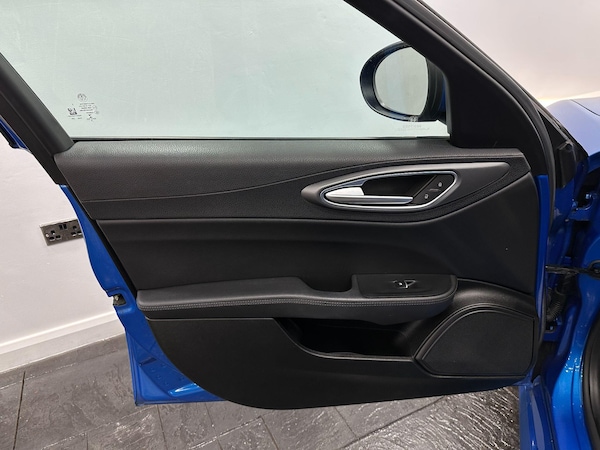 Used Alfa Romeo Giulia for sale - 76175543: Photo 54