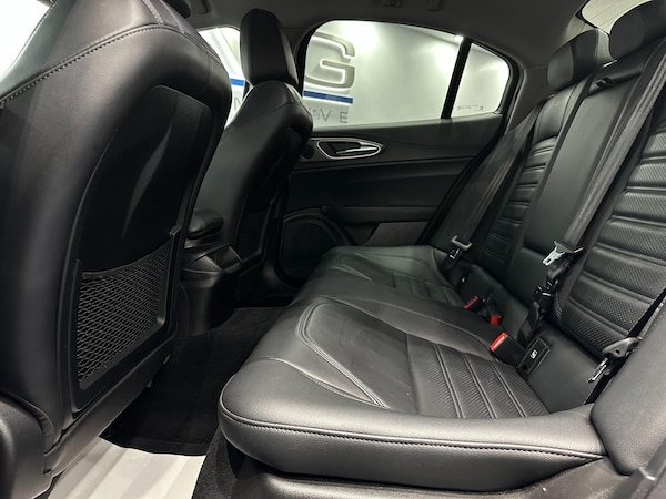 Used Alfa Romeo Giulia for sale - 76175543: Photo 60