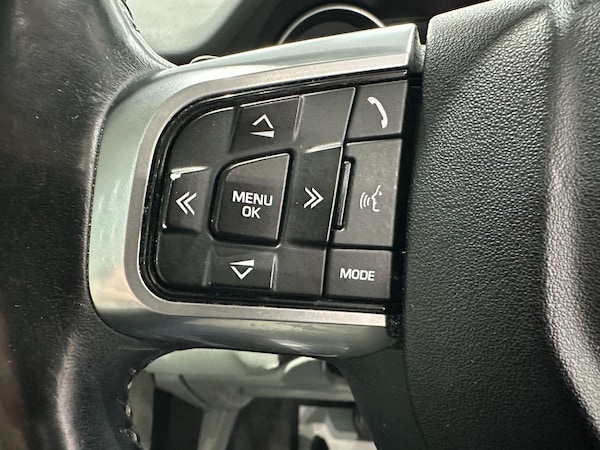 Used Land Rover Discovery Sport 2016 for sale - 76259851: Photo 38