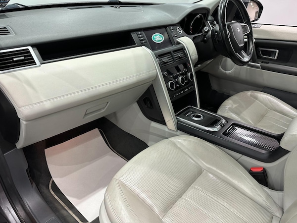 Used Land Rover Discovery Sport 2016 for sale - 76259851: Photo 62
