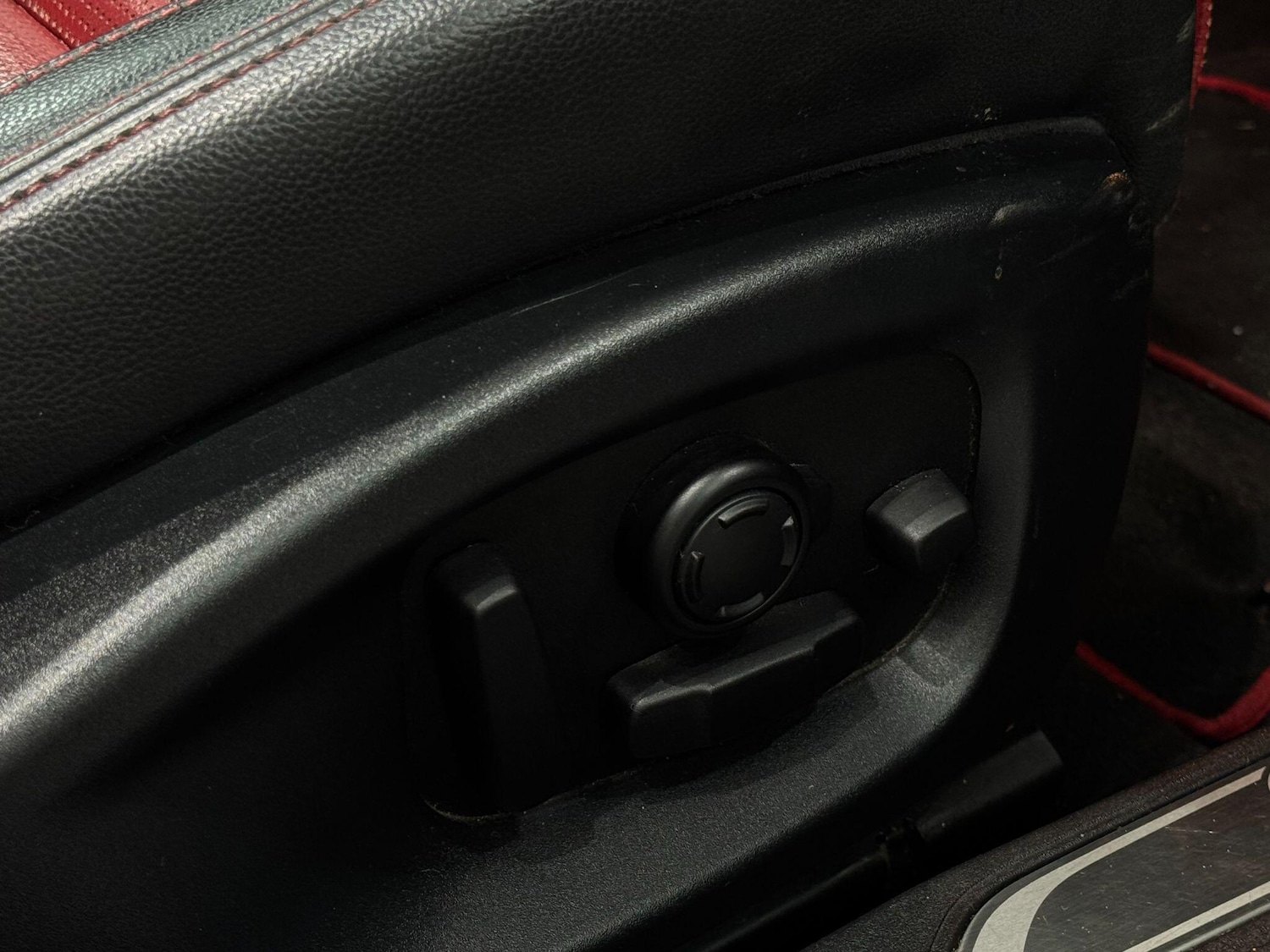 Used Jaguar XE for sale - 77957441: Photo 25