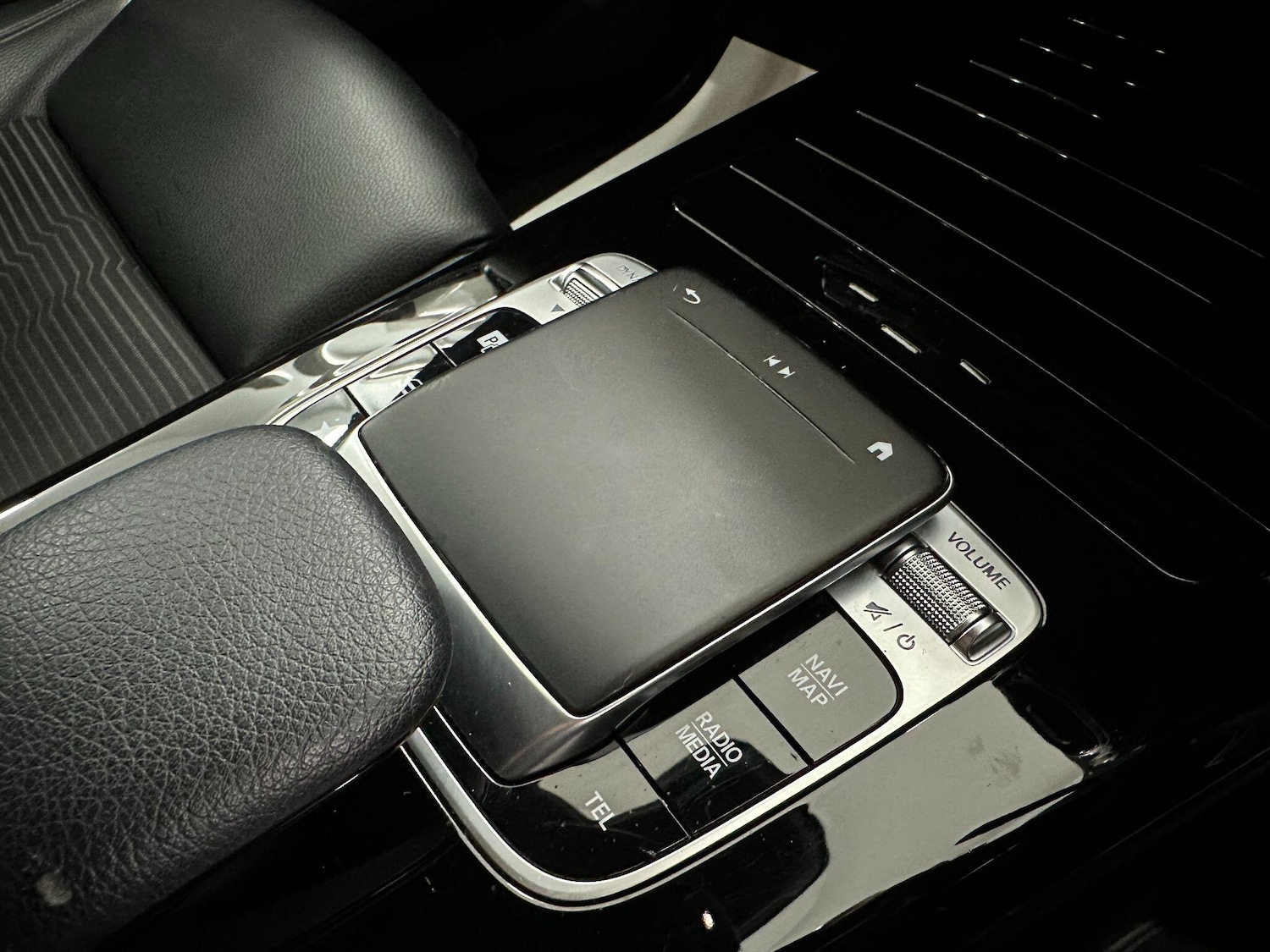 Used Mercedes-Benz A-Class 2018 for sale - 76446795: Photo 46