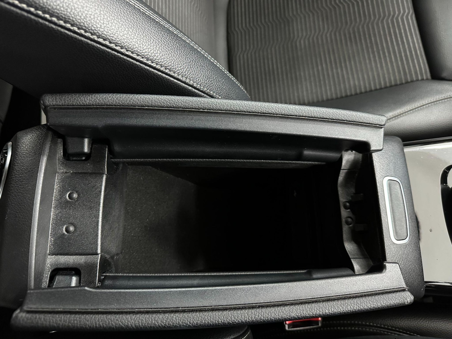 Used Mercedes-Benz A-Class 2018 for sale - 76446795: Photo 48