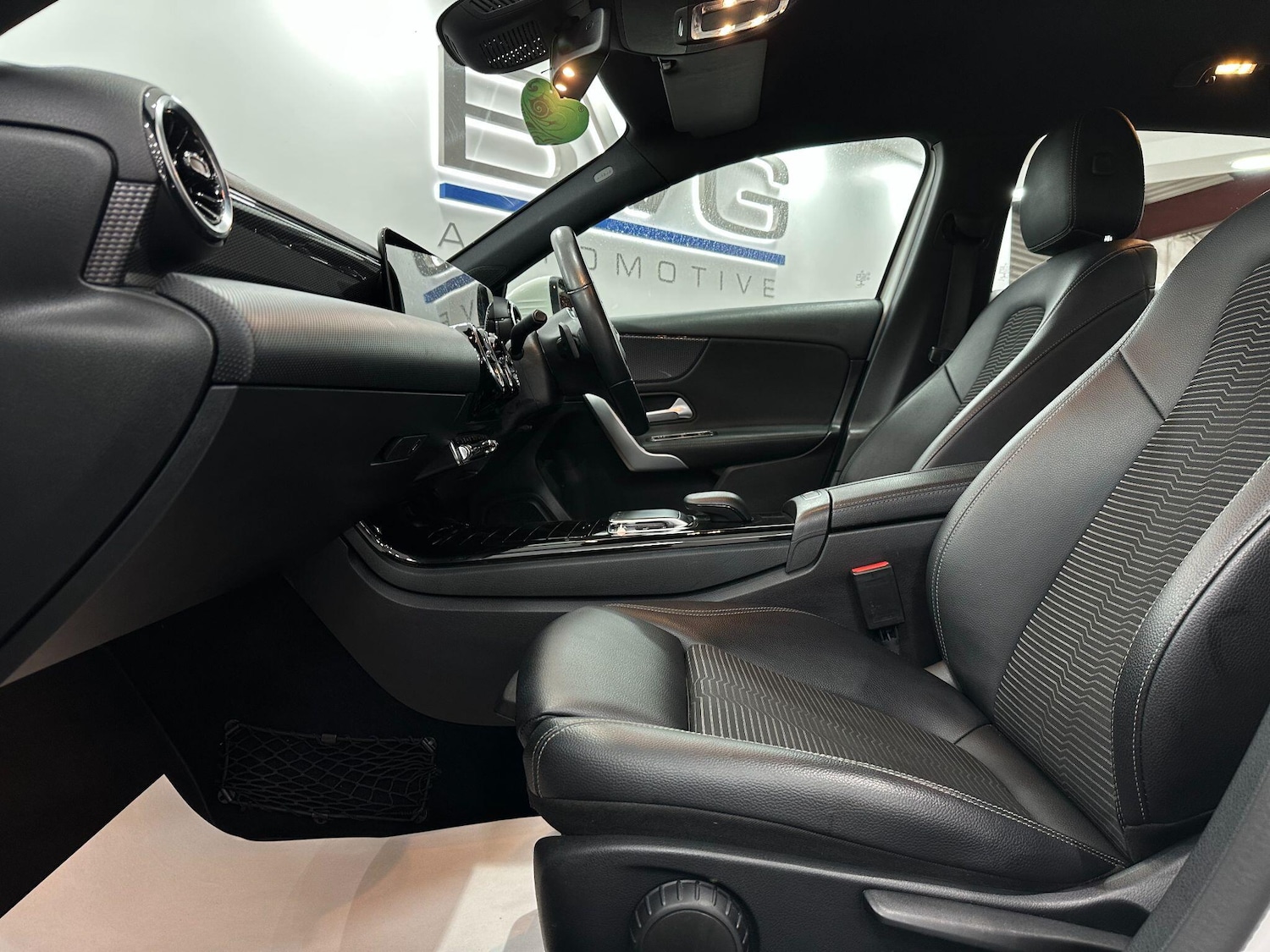 Used Mercedes-Benz A-Class 2018 for sale - 76446795: Photo 54