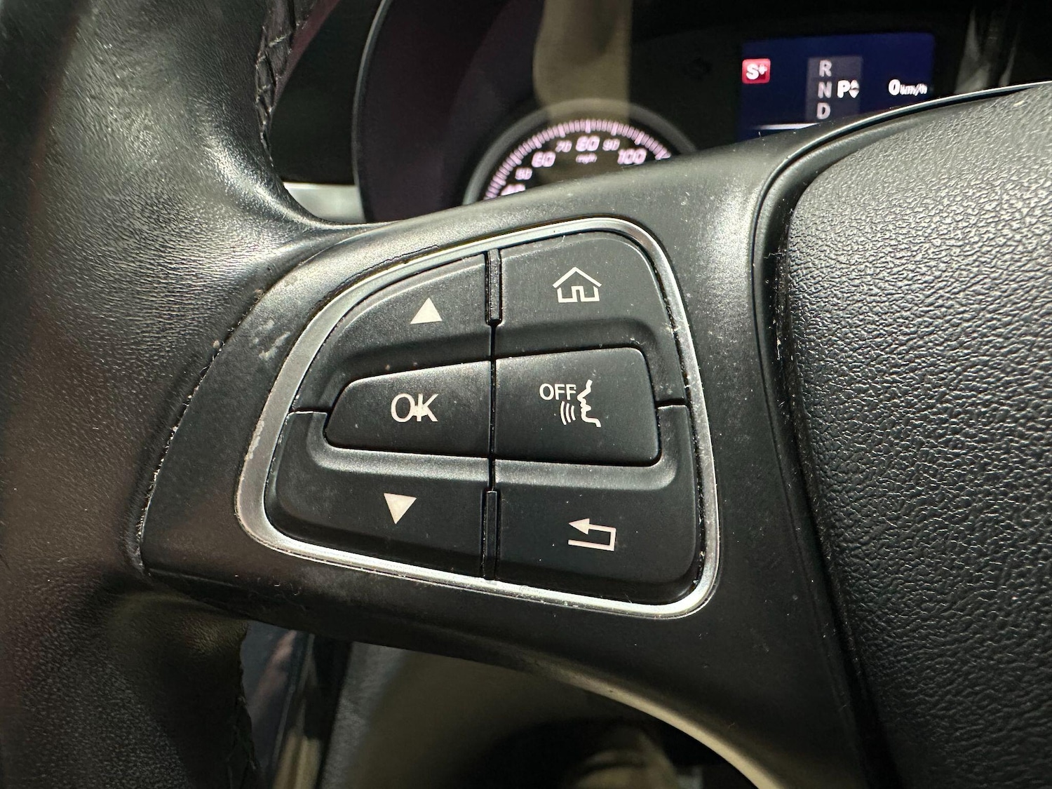 Vehicle 33