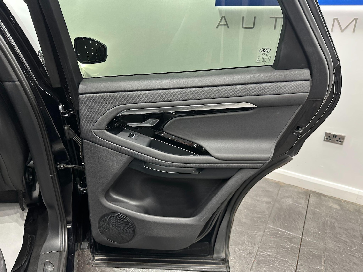 Used Land Rover Range Rover Evoque 2019 for sale - 76002292: Photo 51