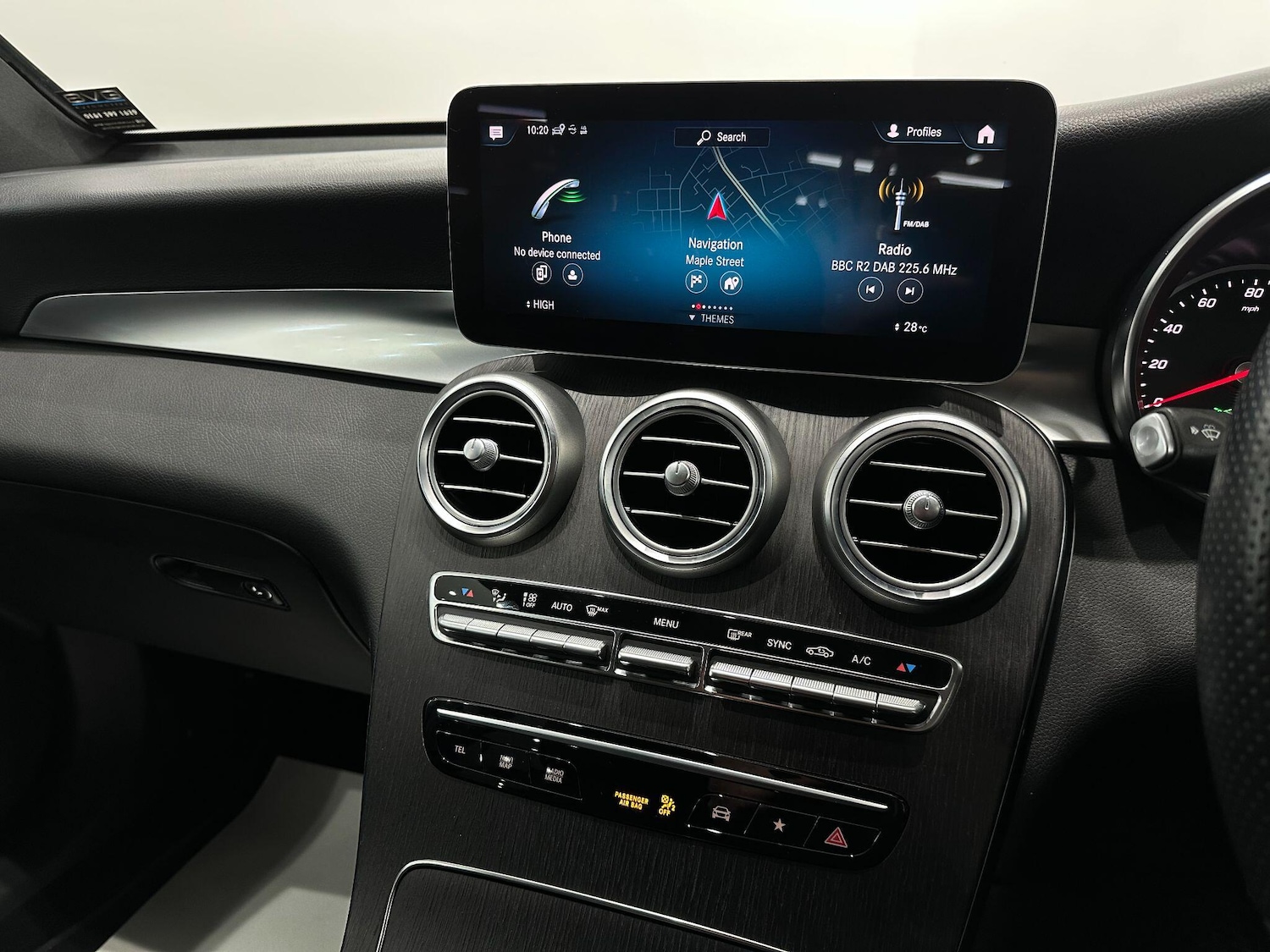 Used Mercedes-Benz GLC 2019 for sale - 76865213: Photo 36