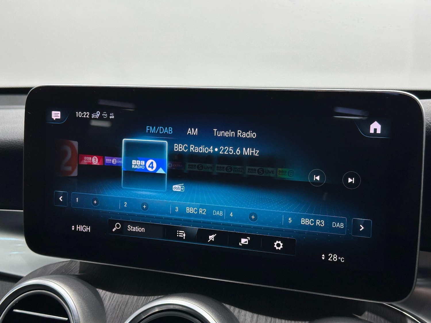 Used Mercedes-Benz GLC 2019 for sale - 76865213: Photo 39