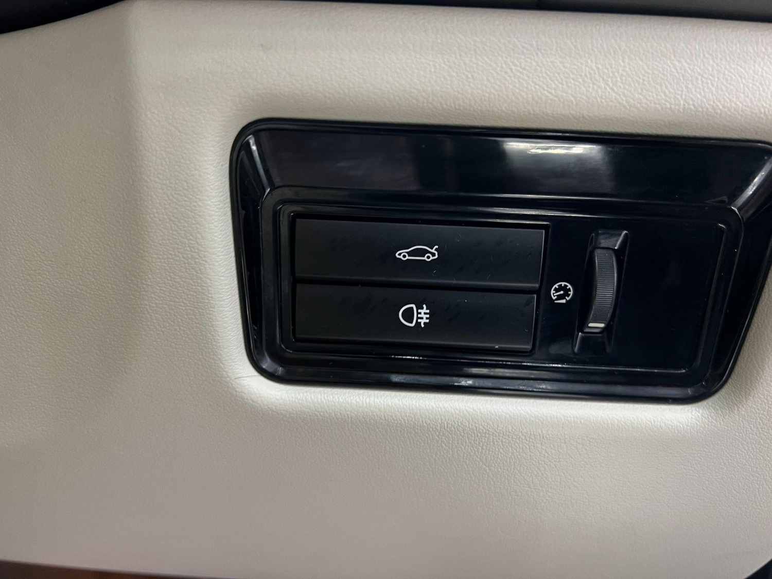 Vehicle 35