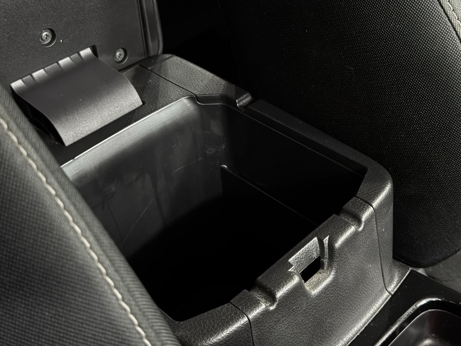 Used Mitsubishi Eclipse Cross 2018 for sale - 77882218: Photo 23