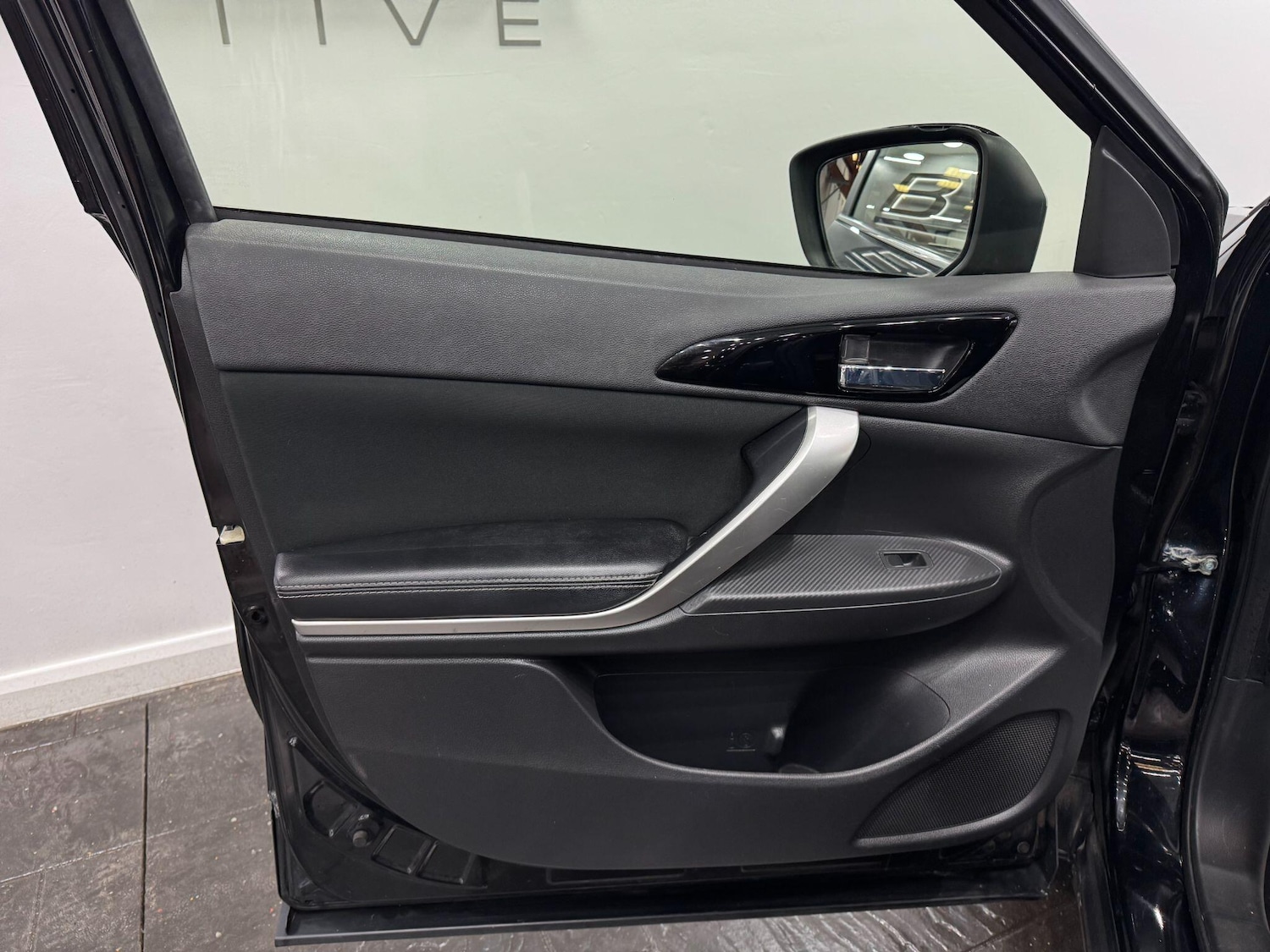 Used Mitsubishi Eclipse Cross 2018 for sale - 77882218: Photo 29