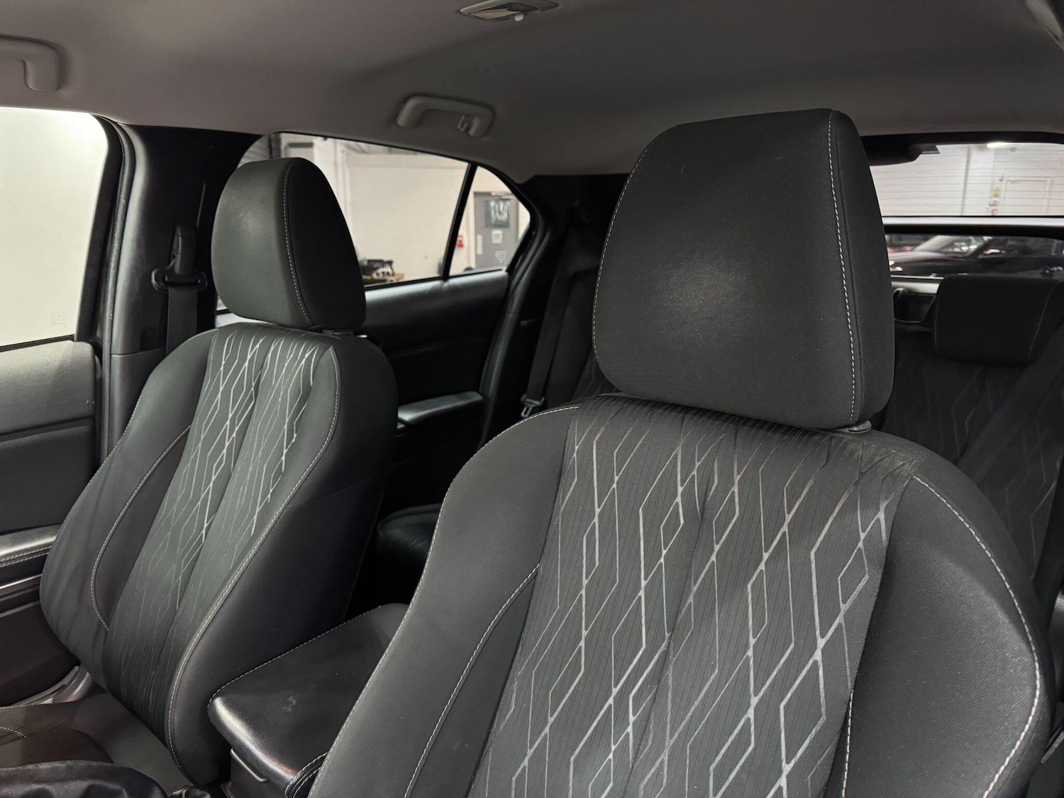 Used Mitsubishi Eclipse Cross 2018 for sale - 77882218: Photo 31