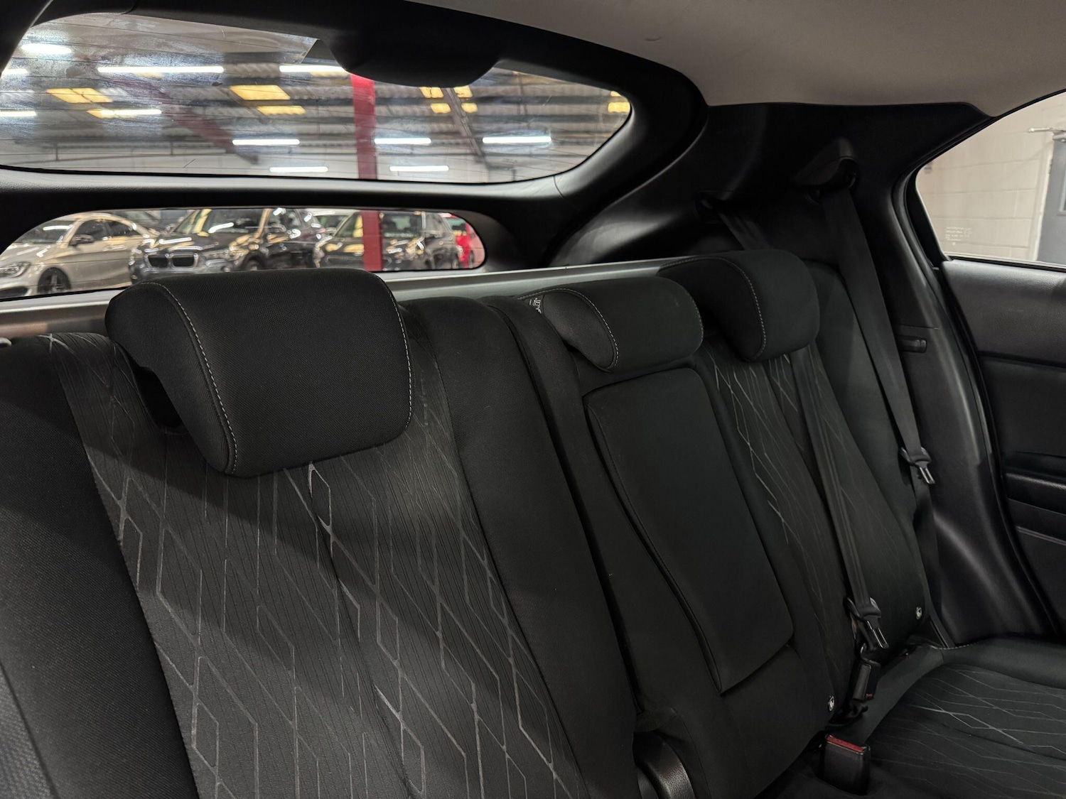 Used Mitsubishi Eclipse Cross 2018 for sale - 77882218: Photo 37