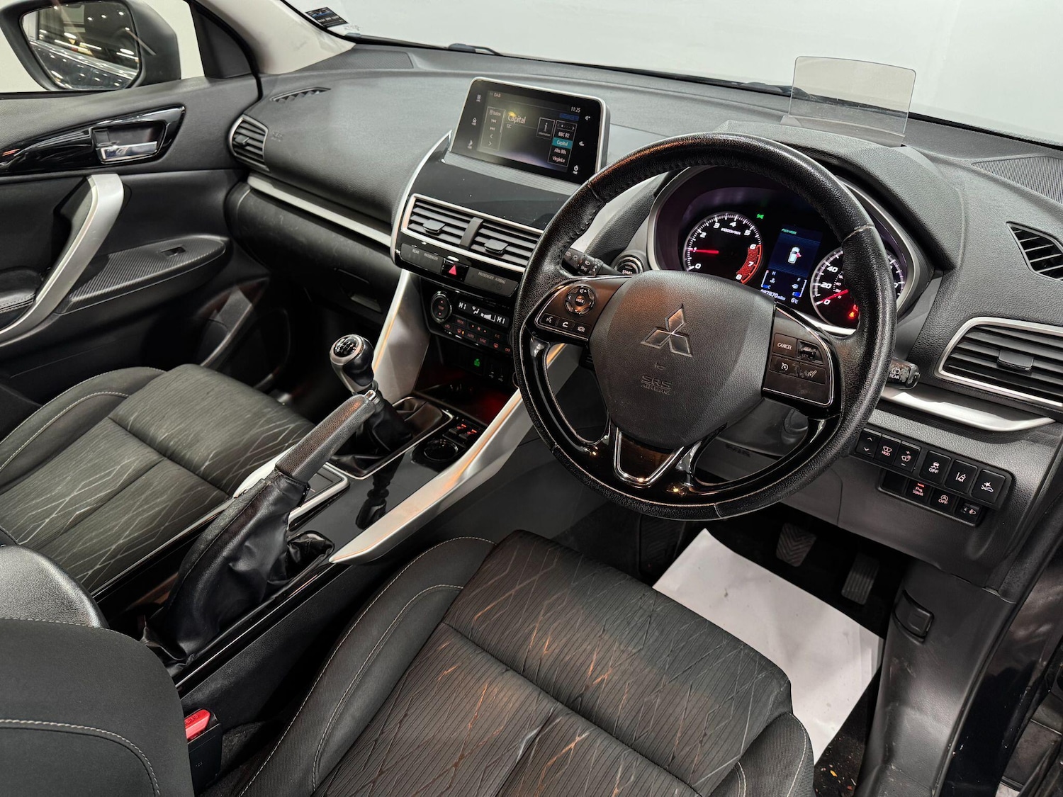 Used Mitsubishi Eclipse Cross 2018 for sale - 77882218: Photo 4