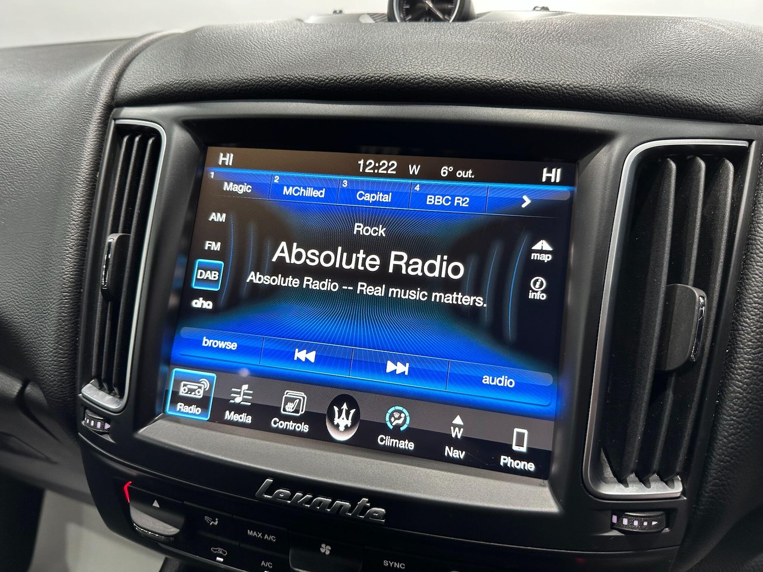 Used Maserati Levante 2017 for sale - 76976838: Photo 34