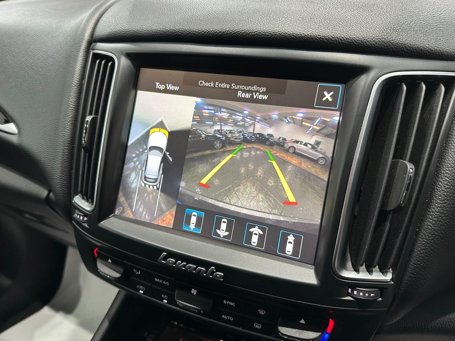 Used Maserati Levante 2017 for sale - 76976838: Photo 39