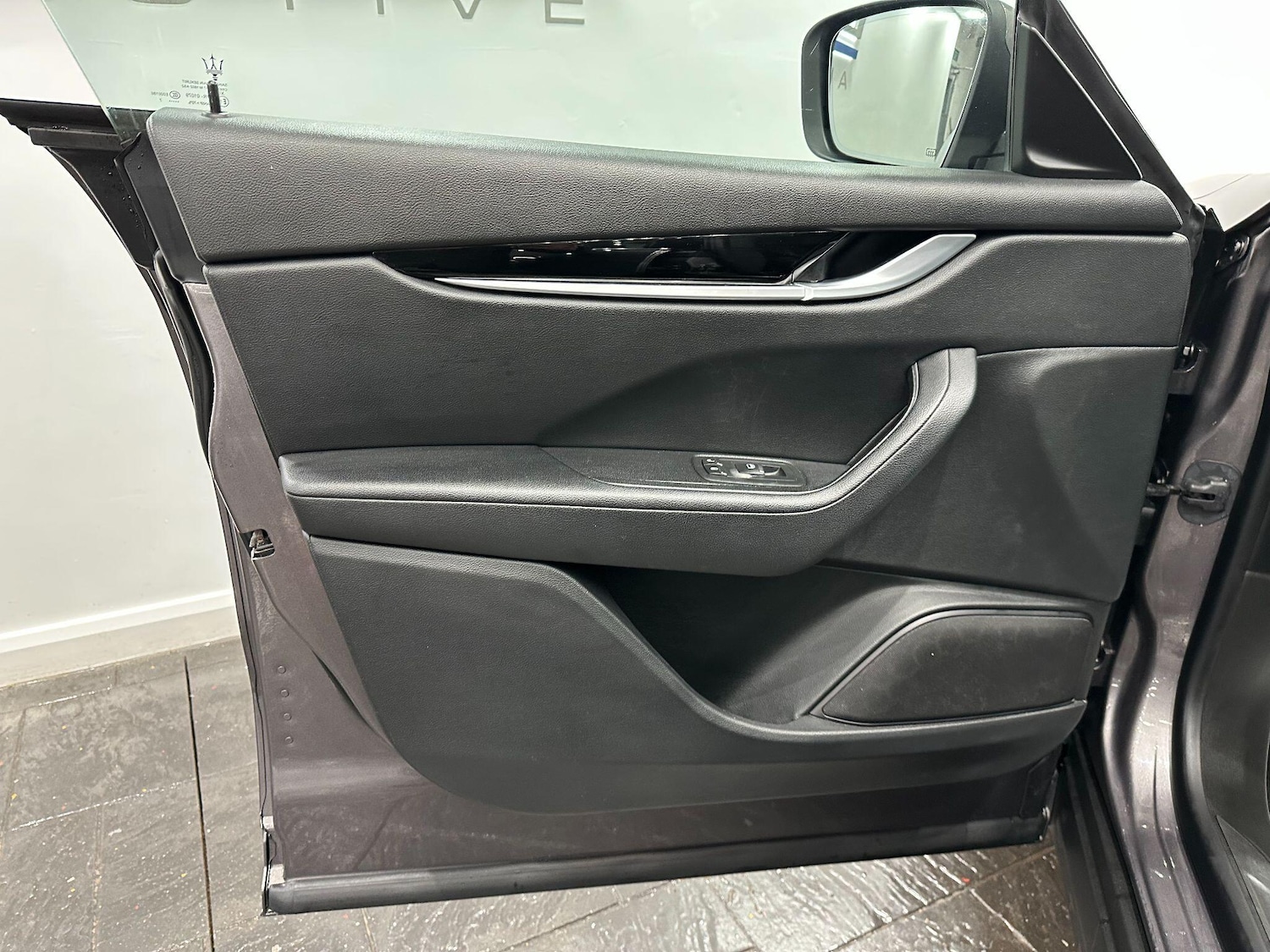 Used Maserati Levante 2017 for sale - 76976838: Photo 43