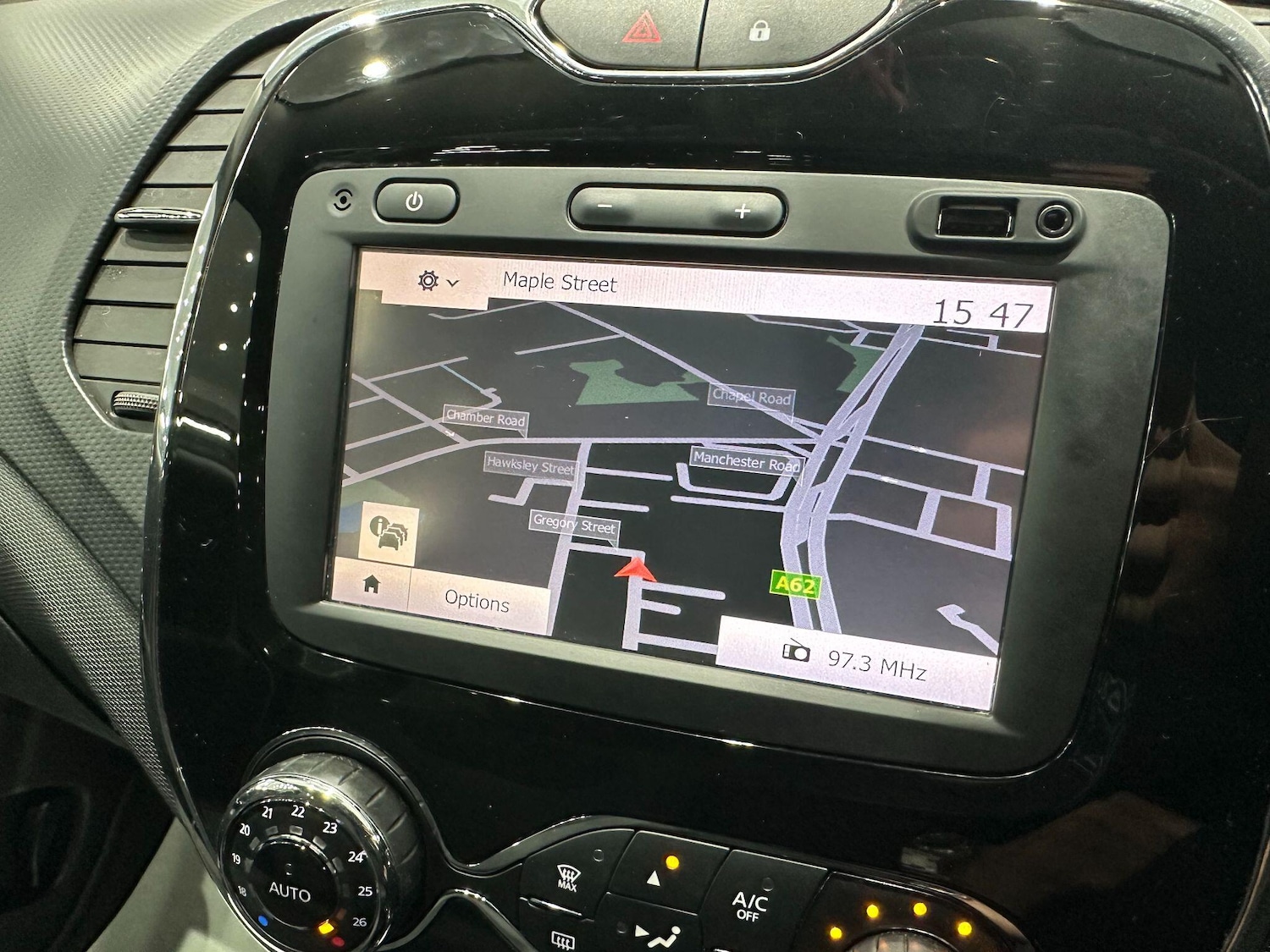 Used Renault Captur 2015 for sale - 76936392: Photo 36