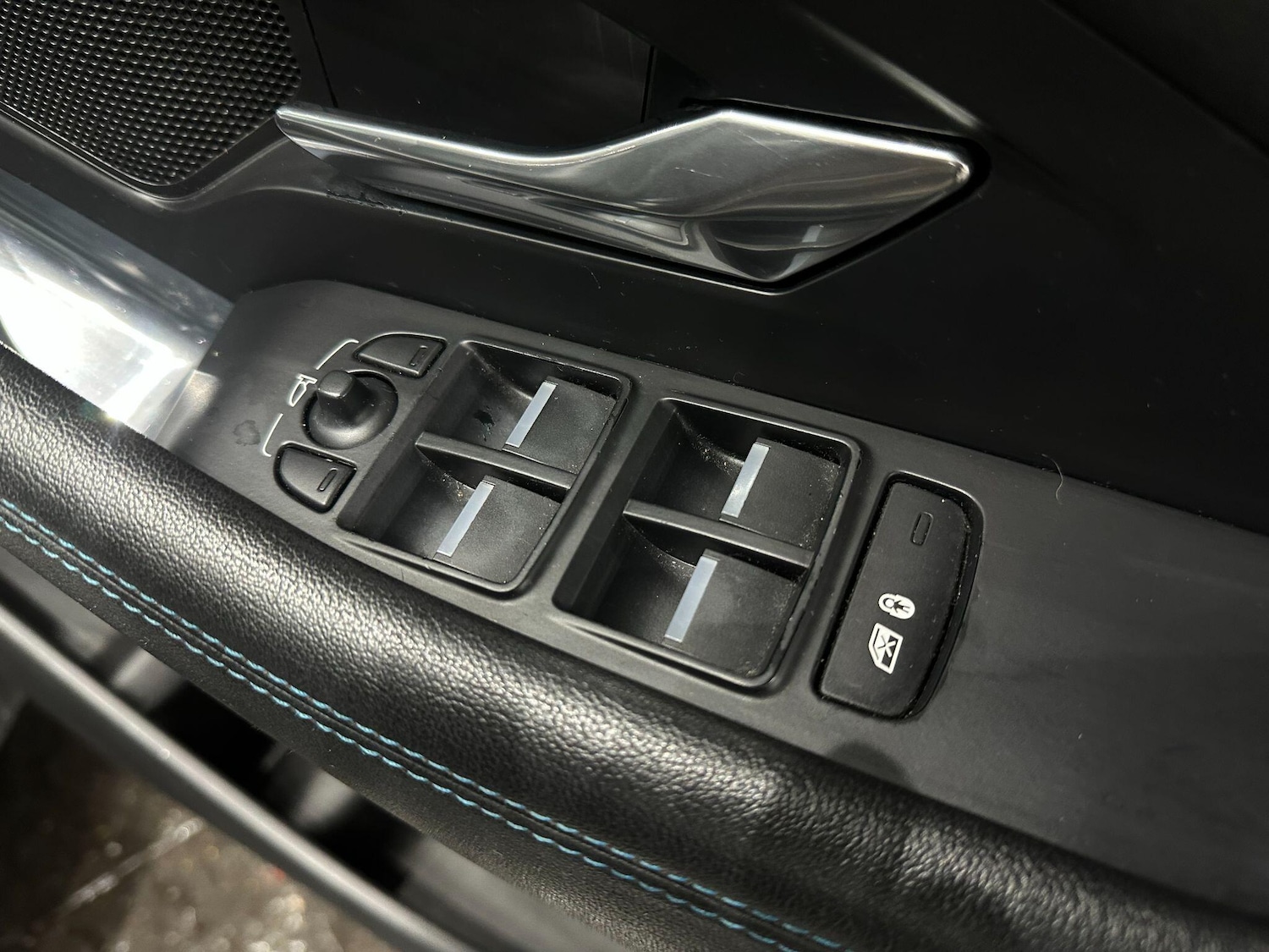 Used Jaguar E-Pace 2018 for sale - 76913962: Photo 27