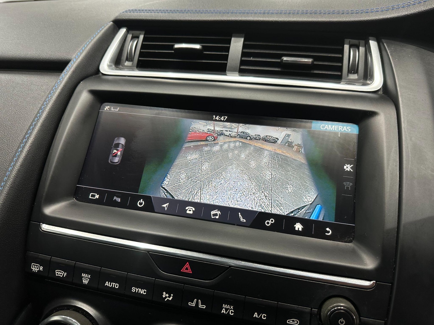 Used Jaguar E-Pace 2018 for sale - 76913962: Photo 37