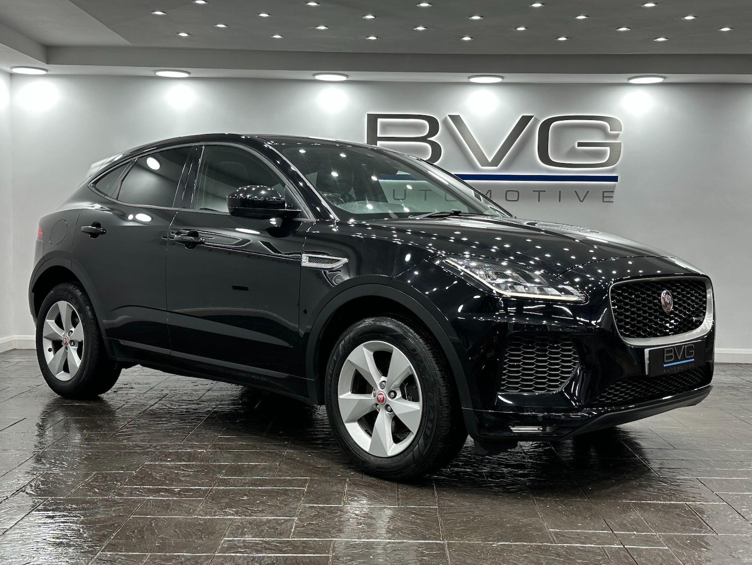 Used Jaguar E-Pace 2018 for sale - 76913962: Photo 4