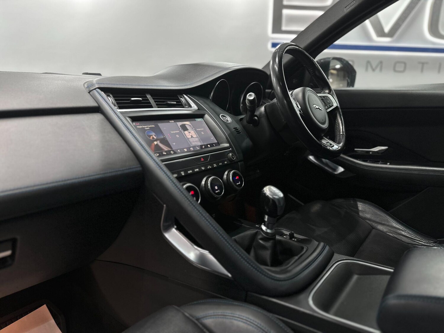 Used Jaguar E-Pace 2018 for sale - 76913962: Photo 50