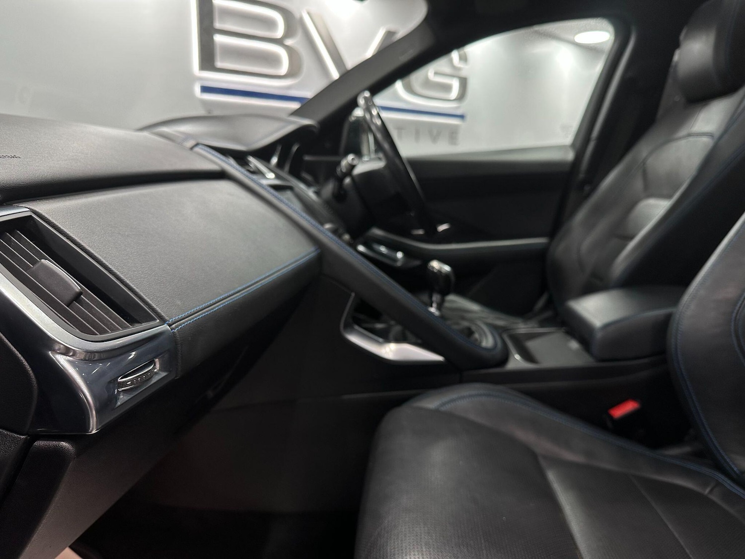 Used Jaguar E-Pace 2018 for sale - 76913962: Photo 51