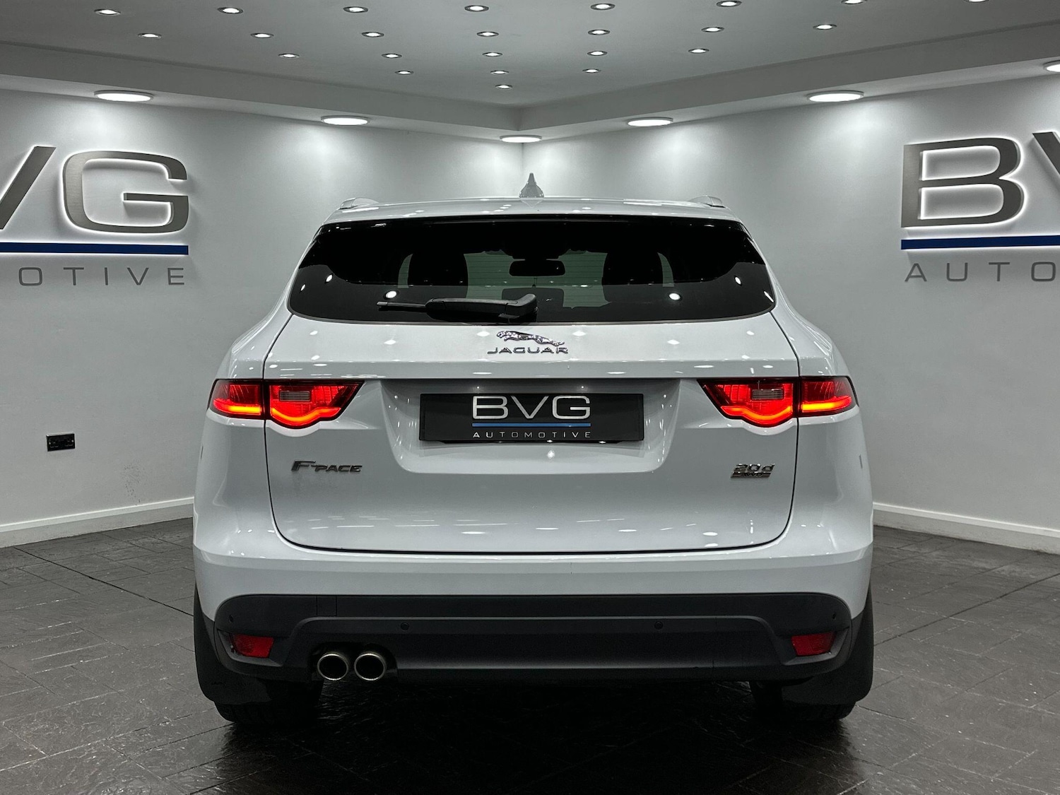 Used Jaguar F-Pace 2016 for sale - 76952700: Photo 11