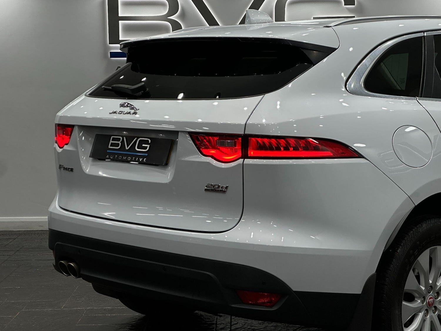 Used Jaguar F-Pace 2016 for sale - 76952700: Photo 21