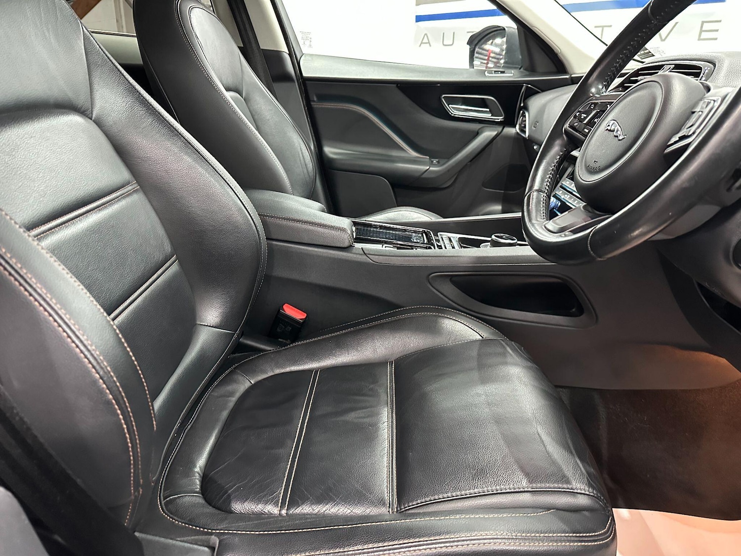 Used Jaguar F-Pace 2016 for sale - 76952700: Photo 27