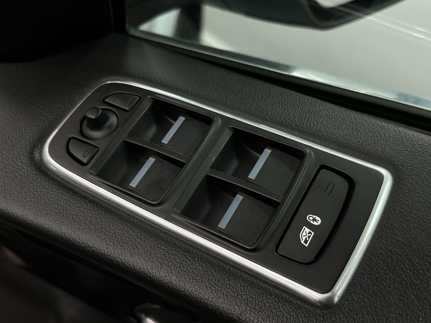 Used Jaguar F-Pace 2016 for sale - 76952700: Photo 30