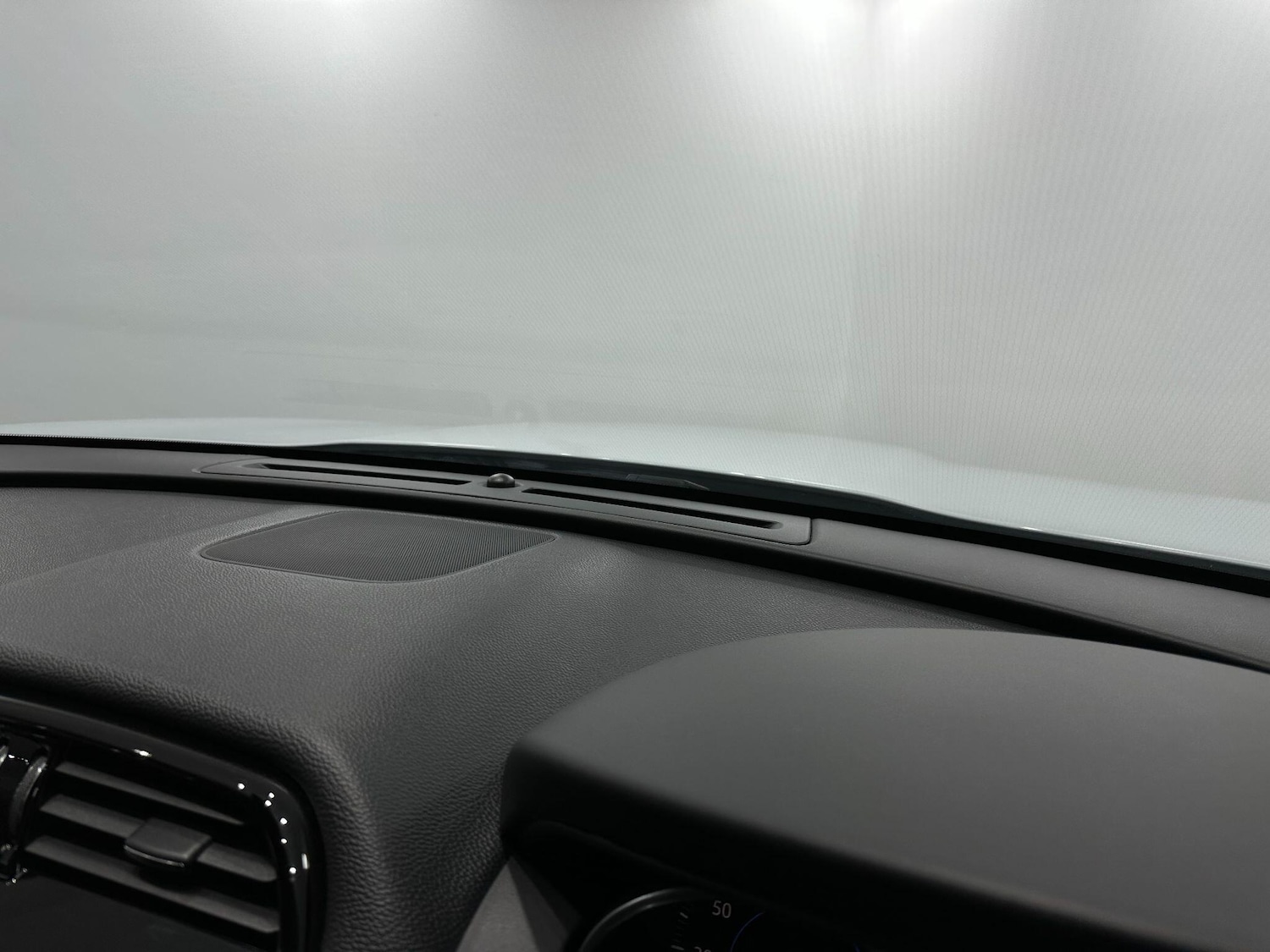 Used Jaguar F-Pace 2016 for sale - 76952700: Photo 32