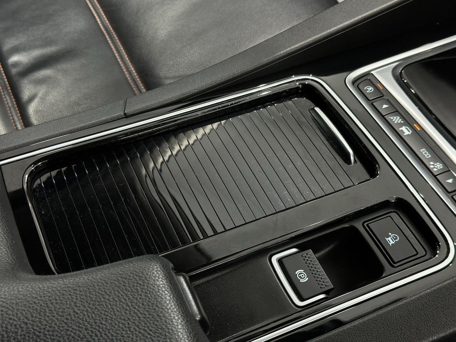 Used Jaguar F-Pace 2016 for sale - 76952700: Photo 42