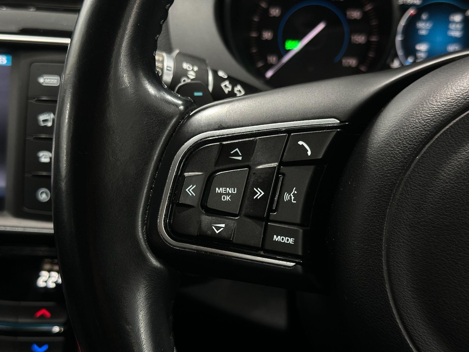 Used Jaguar F-Pace 2016 for sale - 76952700: Photo 48