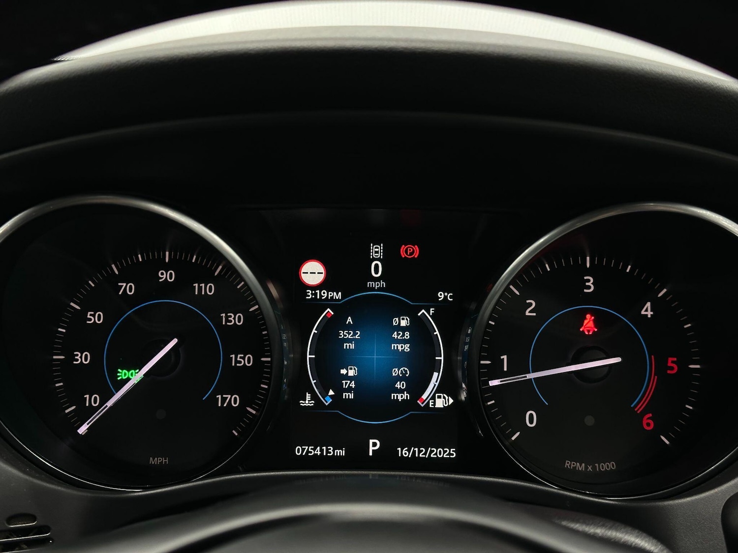 Used Jaguar F-Pace 2016 for sale - 76952700: Photo 51