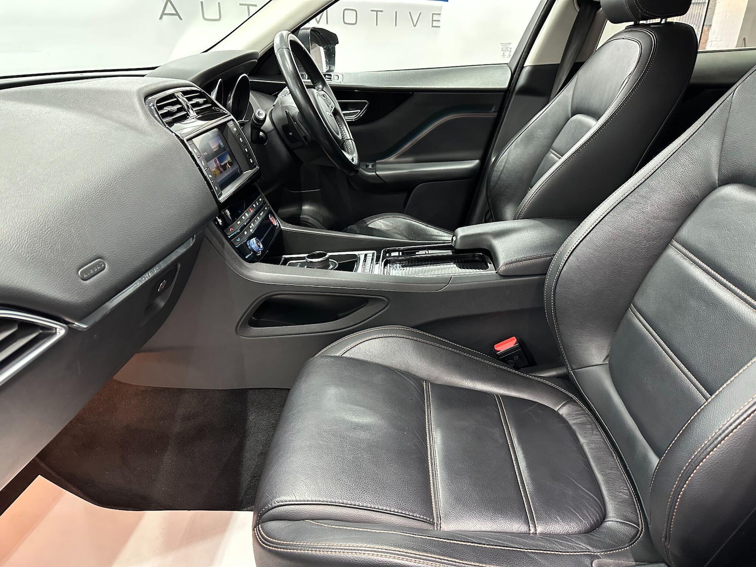 Used Jaguar F-Pace 2016 for sale - 76952700: Photo 54