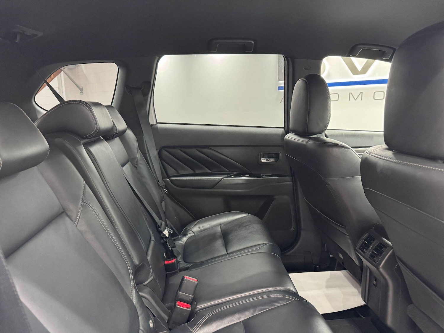 Used Mitsubishi Outlander 2019 for sale - 77253752: Photo 56